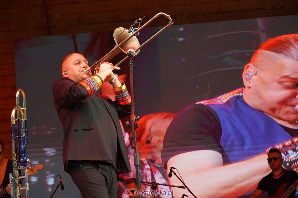 Wesele Kurpiowskie 2022: Golec uOrkiestra [19.06.2022] - zdjęcie #124 - eOstroleka.pl