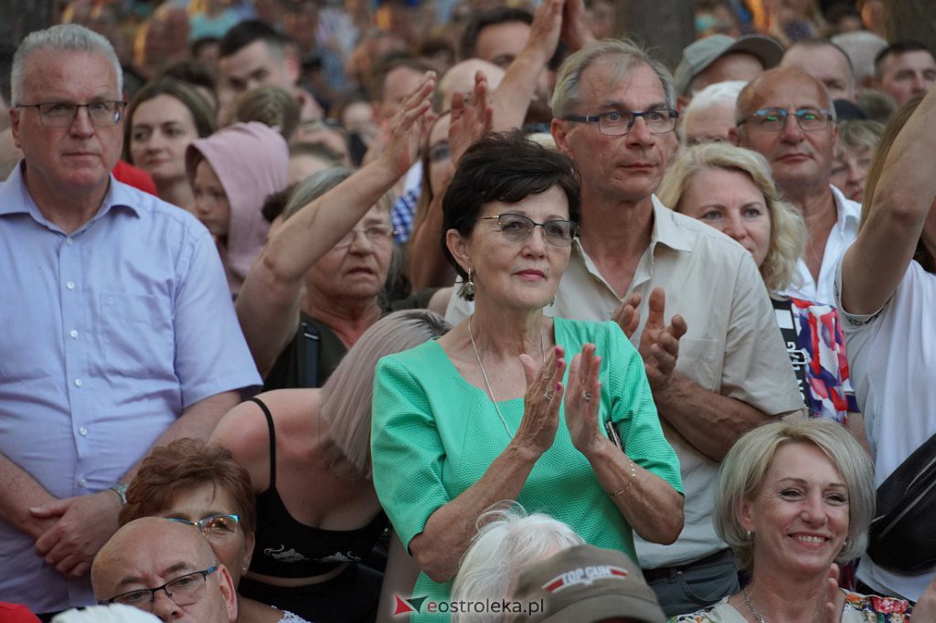 Wesele Kurpiowskie 2022: Golec uOrkiestra [19.06.2022] - zdjęcie #97 - eOstroleka.pl