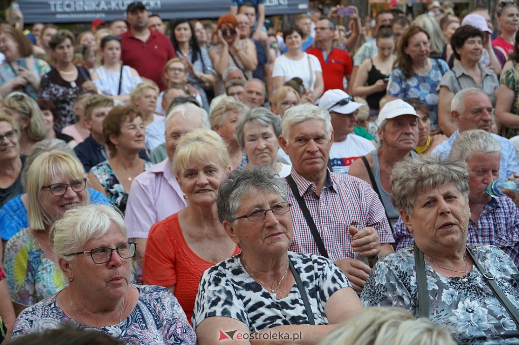 Wesele Kurpiowskie 2022: Golec uOrkiestra [19.06.2022] - zdjęcie #85 - eOstroleka.pl