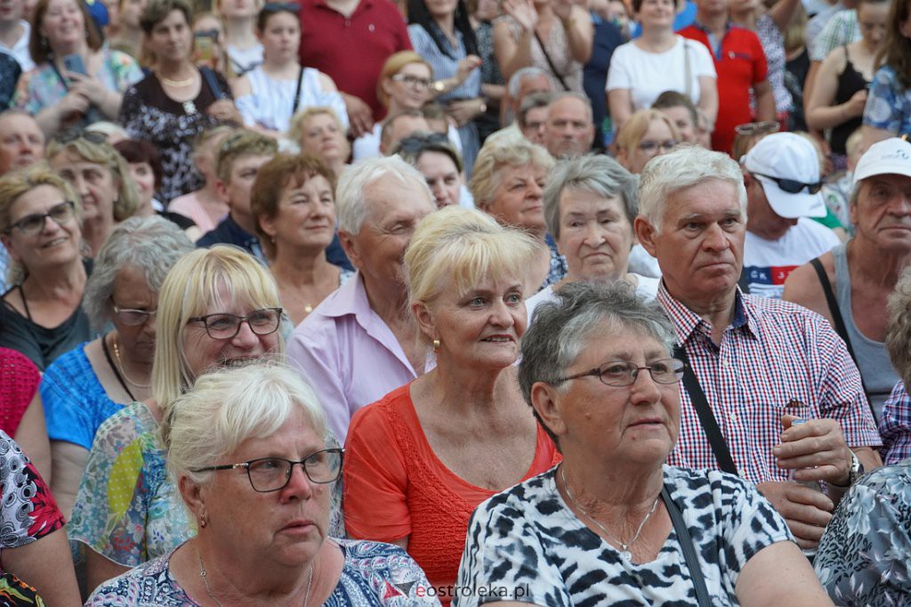 Wesele Kurpiowskie 2022: Golec uOrkiestra [19.06.2022] - zdjęcie #84 - eOstroleka.pl