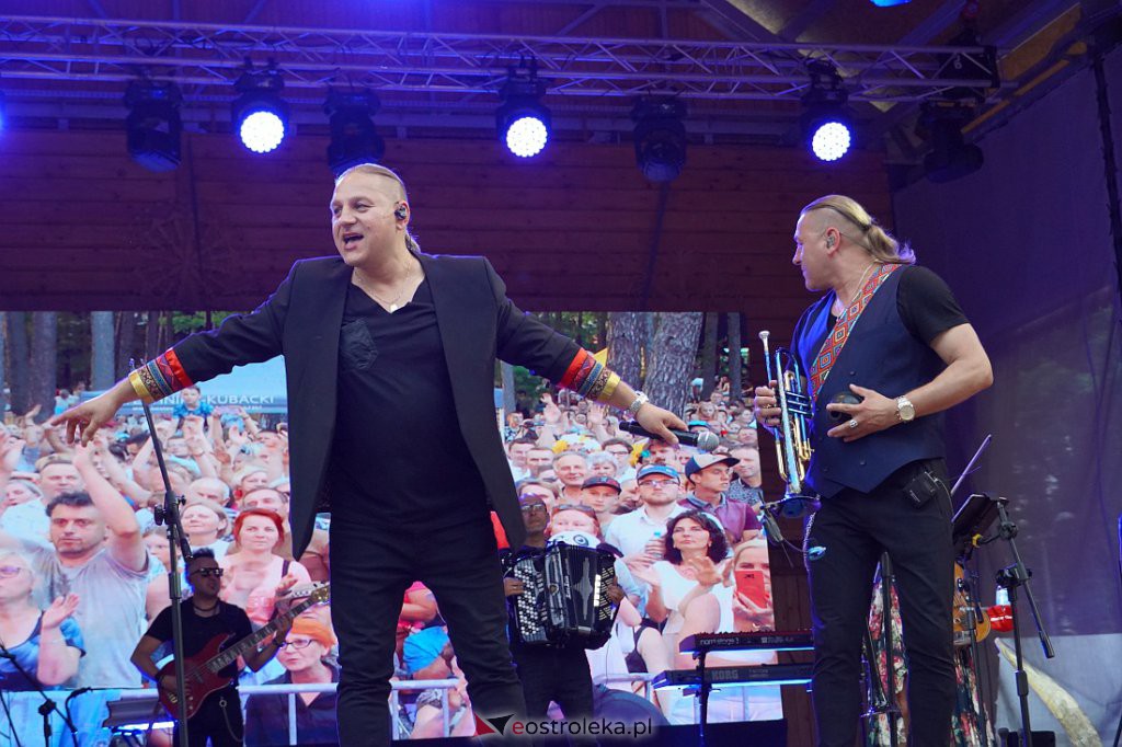 Wesele Kurpiowskie 2022: Golec uOrkiestra [19.06.2022] - zdjęcie #73 - eOstroleka.pl