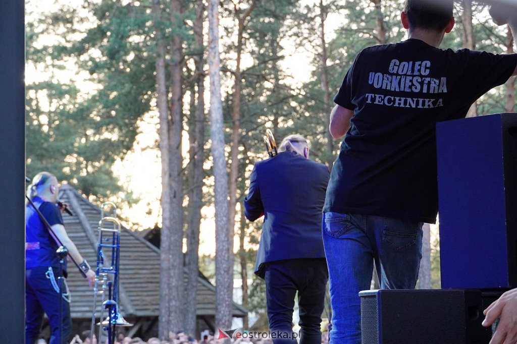 Wesele Kurpiowskie 2022: Golec uOrkiestra [19.06.2022] - zdjęcie #64 - eOstroleka.pl