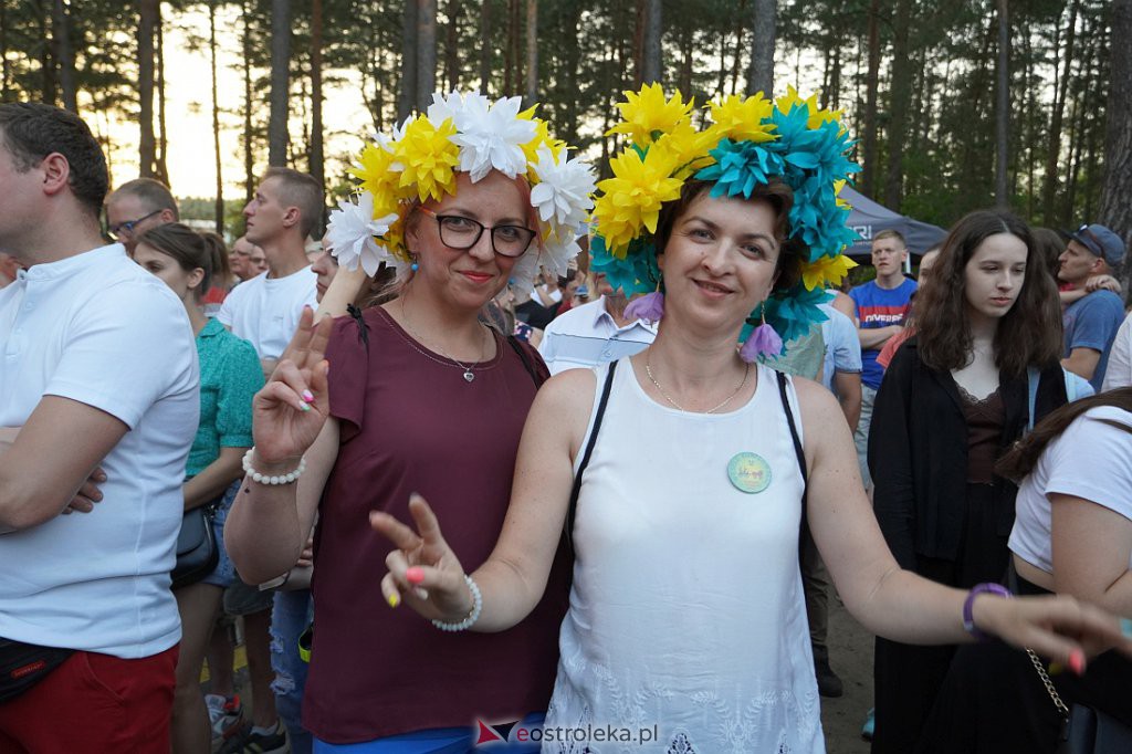 Wesele Kurpiowskie 2022: Golec uOrkiestra [19.06.2022] - zdjęcie #38 - eOstroleka.pl