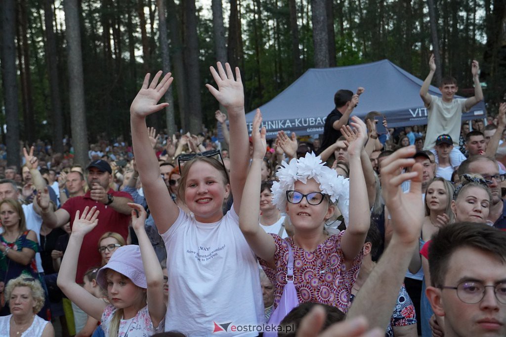 Wesele Kurpiowskie 2022: Golec uOrkiestra [19.06.2022] - zdjęcie #19 - eOstroleka.pl