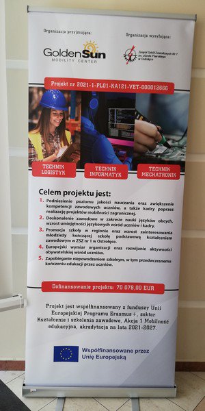 Uczniowie ZSZ Nr 1 z Ostrołęki na praktyce zawodowej w Grecji - zdjęcie #1 - eOstroleka.pl