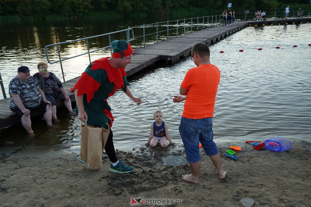 Pół roku do świąt - Święty Mikołaj na plaży w Ostrołęce [24.06.2022] - zdjęcie #55 - eOstroleka.pl