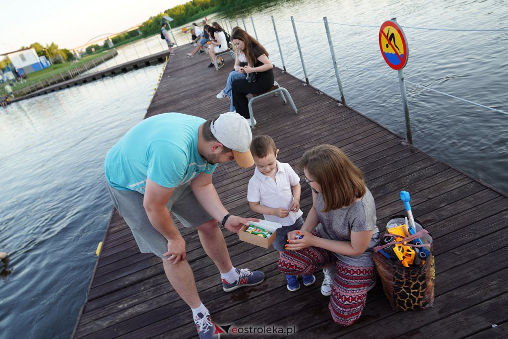 Pół roku do świąt - Święty Mikołaj na plaży w Ostrołęce [24.06.2022] - zdjęcie #42 - eOstroleka.pl