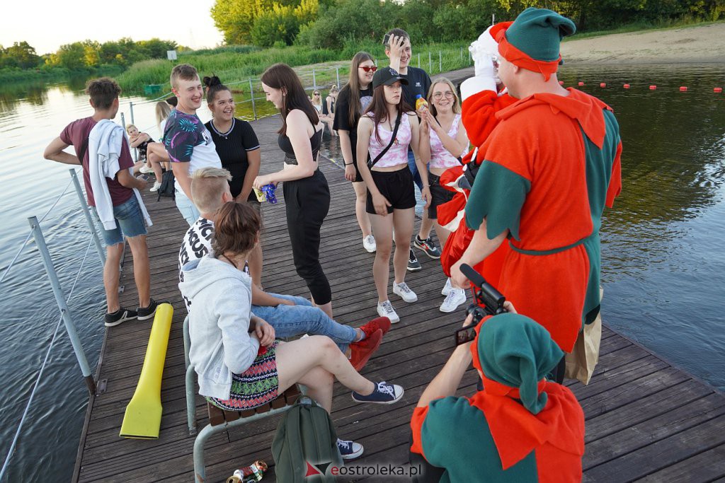 Pół roku do świąt - Święty Mikołaj na plaży w Ostrołęce [24.06.2022] - zdjęcie #35 - eOstroleka.pl