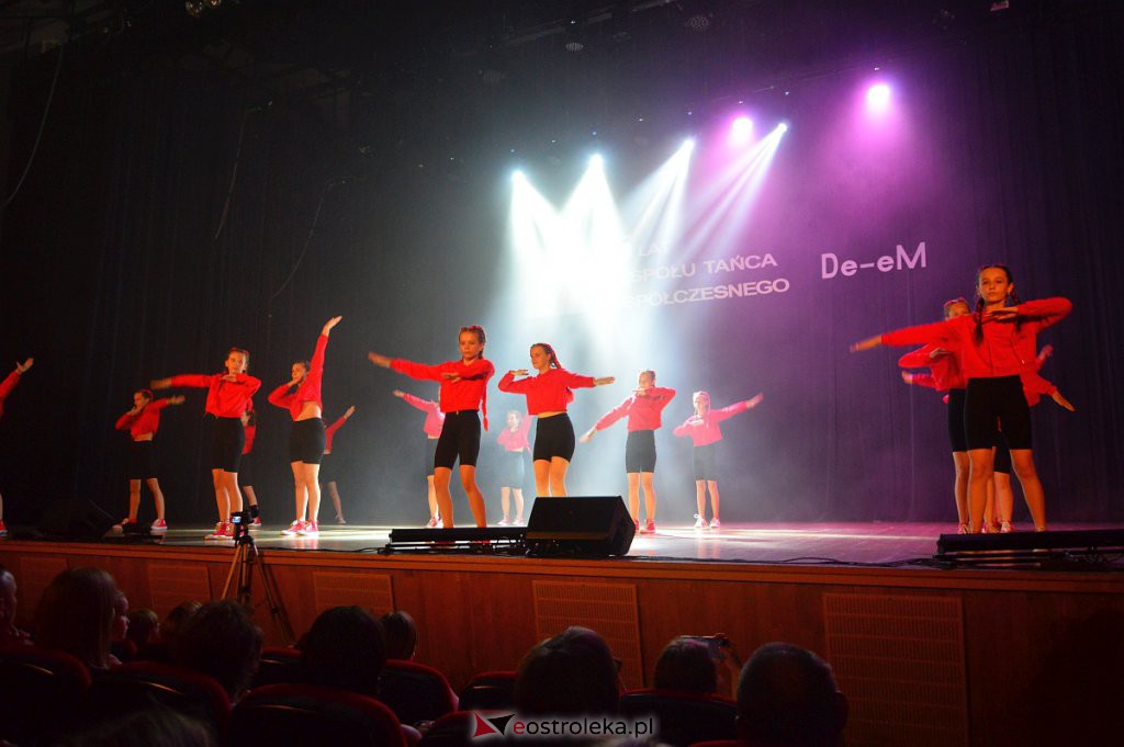 25-lecie zespołu tańca współczesnego DE-EM [24.06.2022] - zdjęcie #94 - eOstroleka.pl