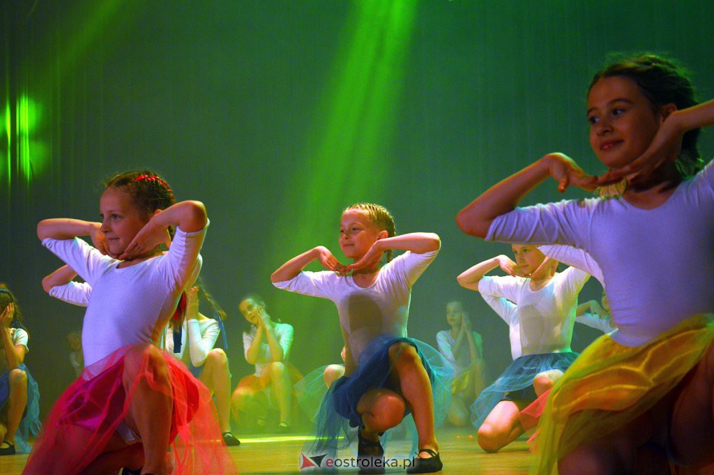 25-lecie zespołu tańca współczesnego DE-EM [24.06.2022] - zdjęcie #78 - eOstroleka.pl