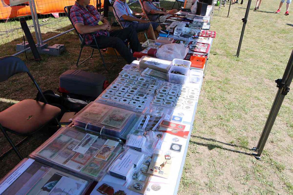 Kolekcjonerska Giełda Różności w Ostrołęce [25.06.2022] - zdjęcie #90 - eOstroleka.pl