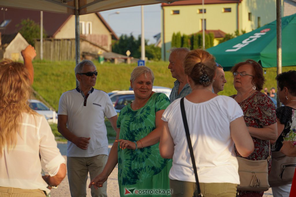 Potańcówka na plaży miejskiej w Ostrołęce [26.06.2022] - zdjęcie #3 - eOstroleka.pl