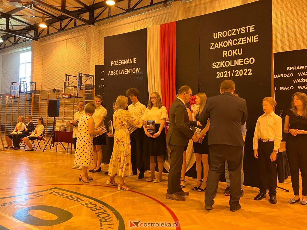 Zakończenie roku szkolnego w SP 10 Ostrołęka [27.06.2022] - zdjęcie #56 - eOstroleka.pl