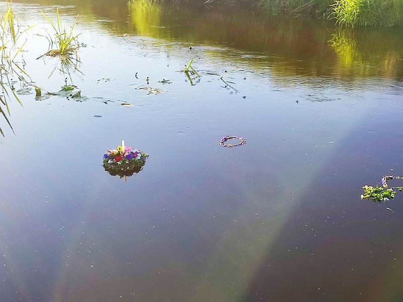 Wianki z Tatarów popłynęły Rozogą [29.06.2022] - zdjęcie #5 - eOstroleka.pl
