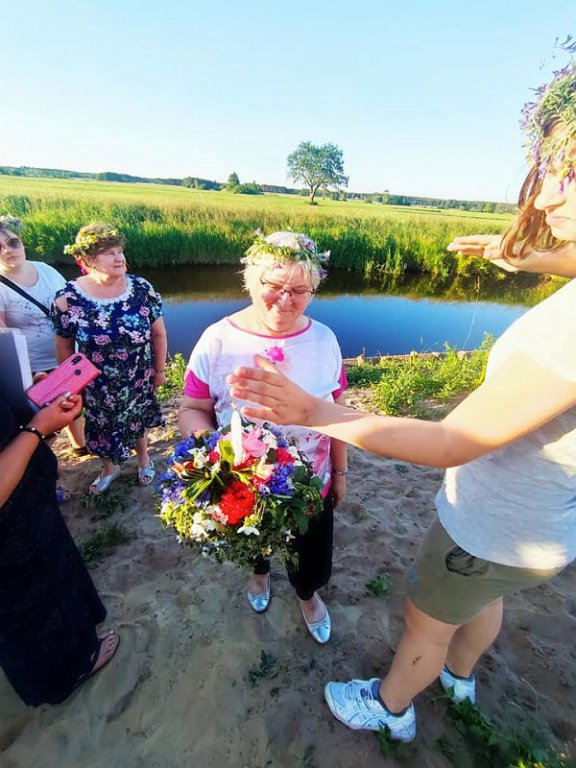 Wianki z Tatarów popłynęły Rozogą [29.06.2022] - zdjęcie #2 - eOstroleka.pl
