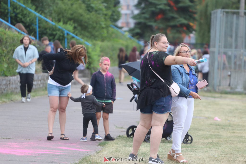 Bańki mydlane i festiwal kolorów [02.07.2022] - zdjęcie #1 - eOstroleka.pl