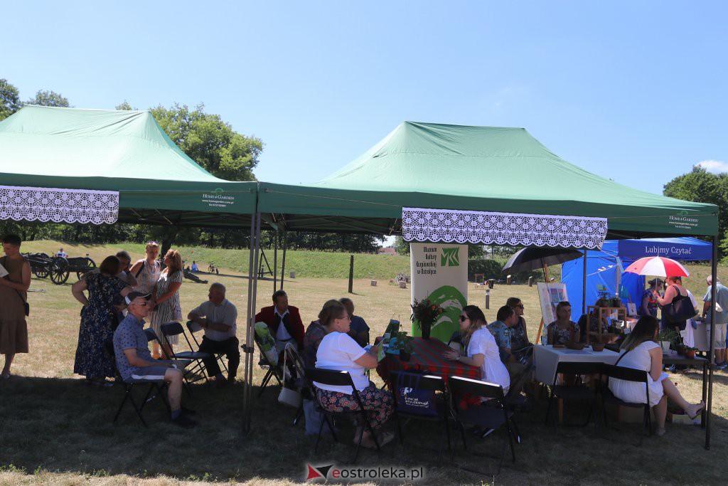 Piknik literacki na Fortach Bema [03.07.2022] - zdjęcie #59 - eOstroleka.pl