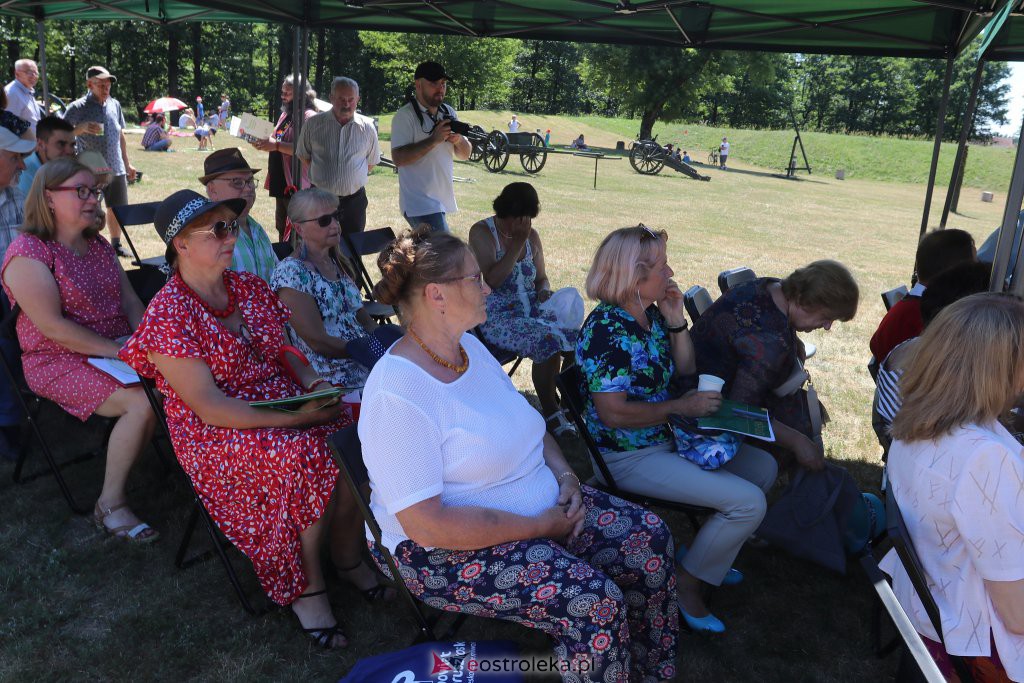 Piknik literacki na Fortach Bema [03.07.2022] - zdjęcie #14 - eOstroleka.pl