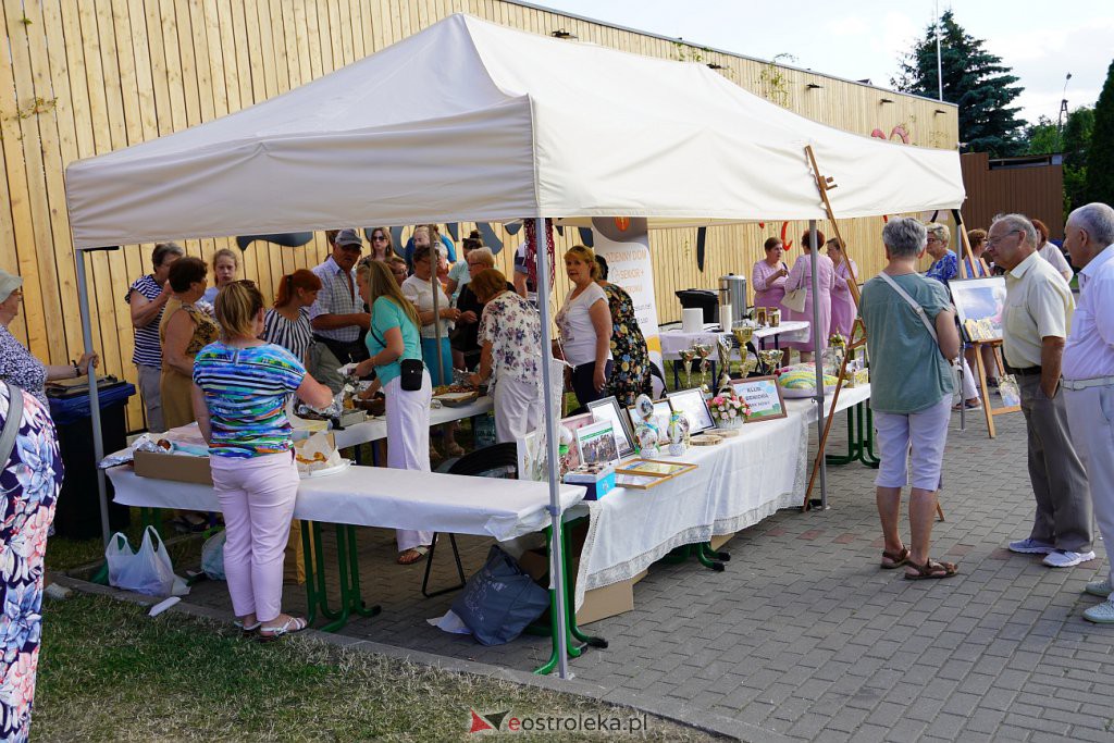 Muzyczne lato w tężni - Słuchacze Uniwersytetu Trzeciego Wieku, KGW Susk Nowy [03.07.2022] - zdjęcie #57 - eOstroleka.pl