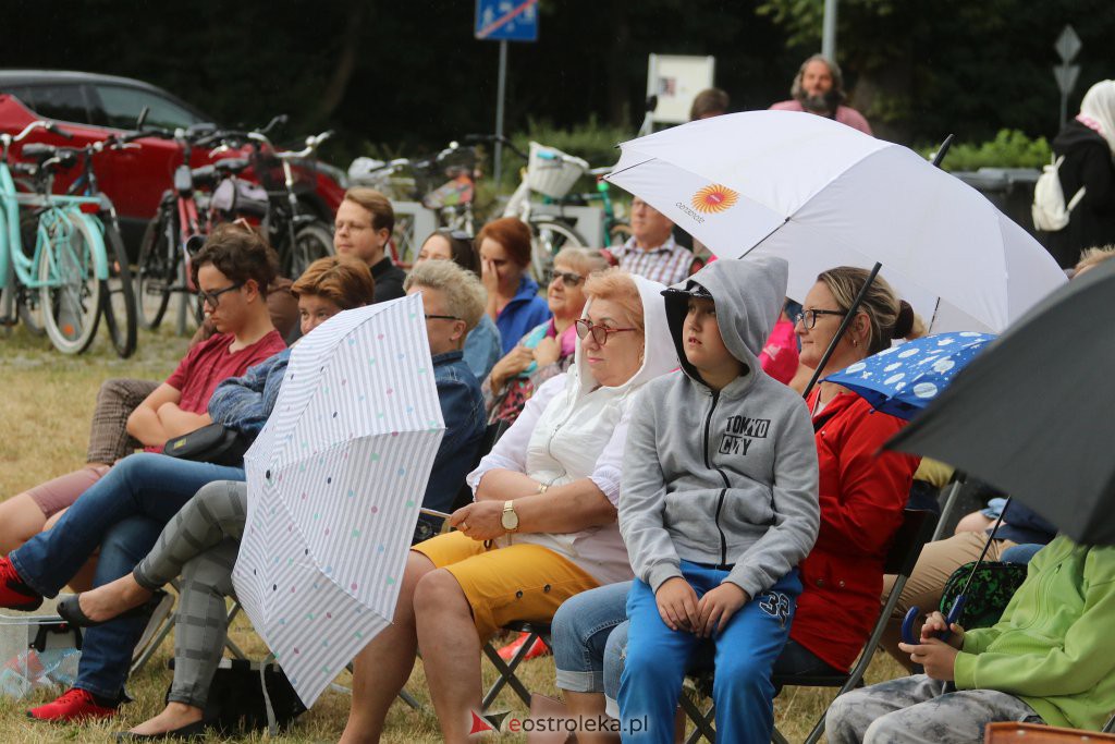Spotkanie z Justyną Sieńczyłło [06.07.2022] - zdjęcie #34 - eOstroleka.pl