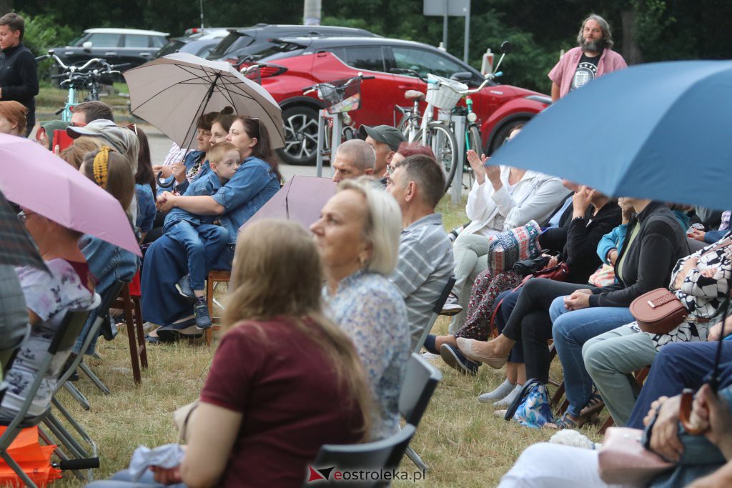 Spotkanie z Justyną Sieńczyłło [06.07.2022] - zdjęcie #28 - eOstroleka.pl