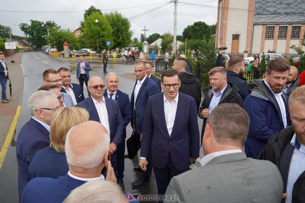 Konferencja premiera M. Morawieckiego w Dłutówce [08.07.2022] - zdjęcie #17 - eOstroleka.pl