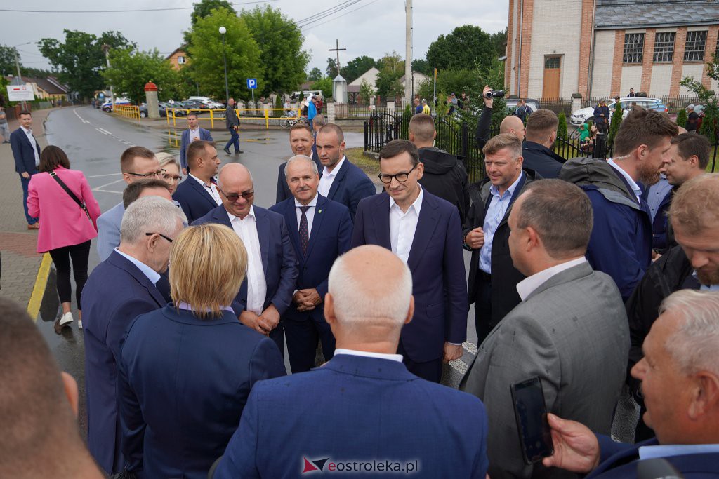 Konferencja premiera M. Morawieckiego w Dłutówce [08.07.2022] - zdjęcie #16 - eOstroleka.pl