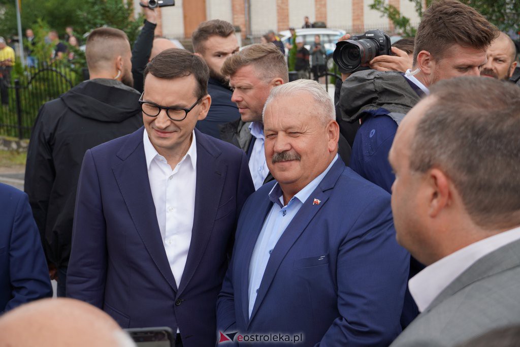 Konferencja premiera M. Morawieckiego w Dłutówce [08.07.2022] - zdjęcie #15 - eOstroleka.pl