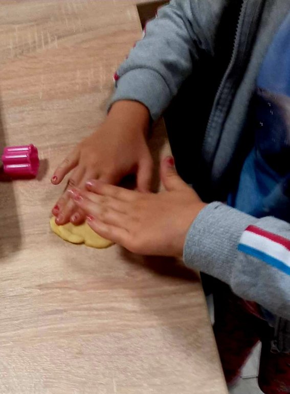 Wakacje z KGW w Brzeźnie: Warsztaty kulinarne [08.07.2022] - zdjęcie #10 - eOstroleka.pl