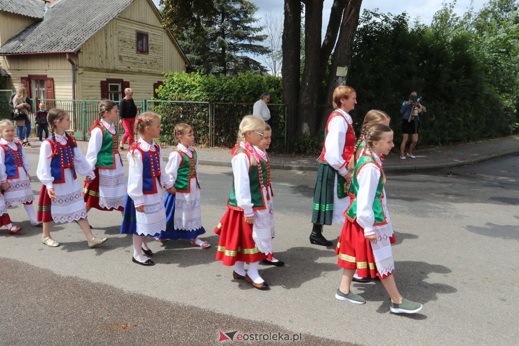 Święto Folkloru Kurpiowskiego w Brodowych Łąkach [10.07.2022] - zdjęcie #237 - eOstroleka.pl