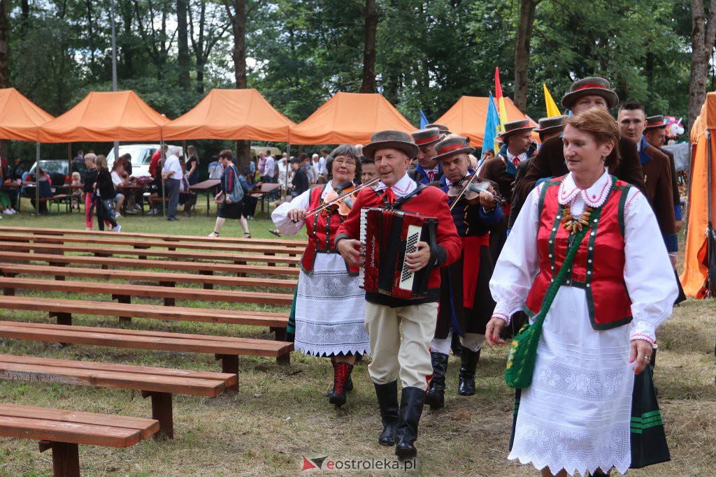 Święto Folkloru Kurpiowskiego w Brodowych Łąkach [10.07.2022] - zdjęcie #204 - eOstroleka.pl