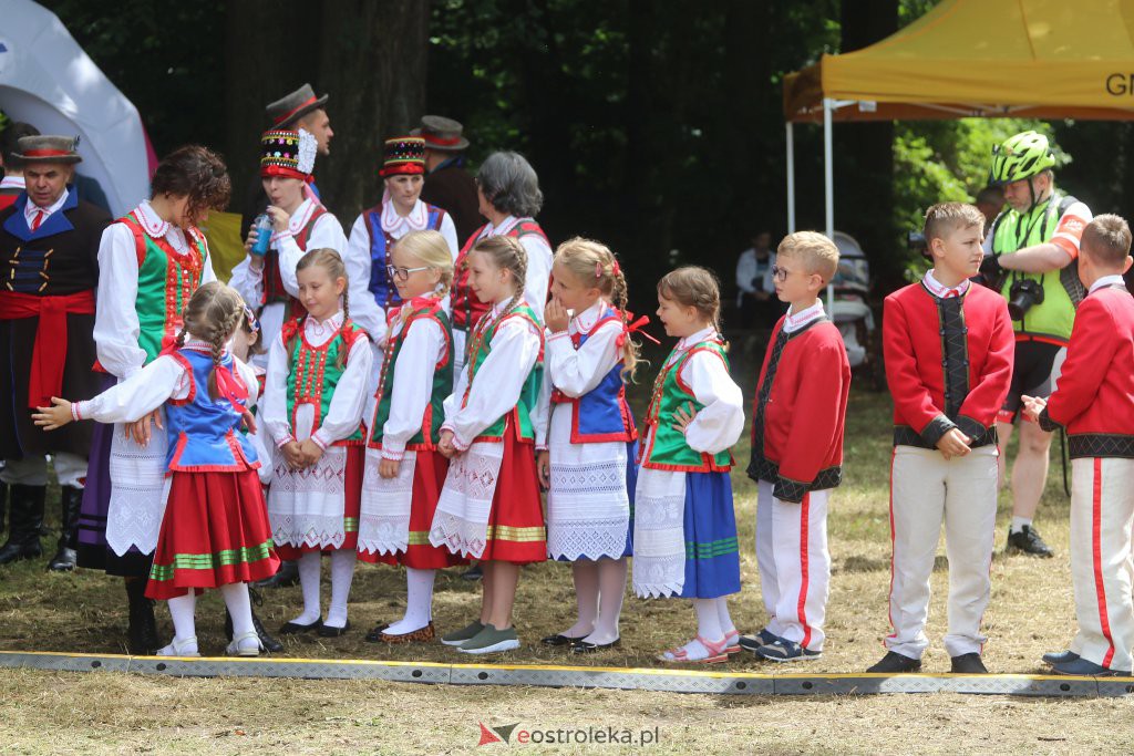 Święto Folkloru Kurpiowskiego w Brodowych Łąkach [10.07.2022] - zdjęcie #123 - eOstroleka.pl