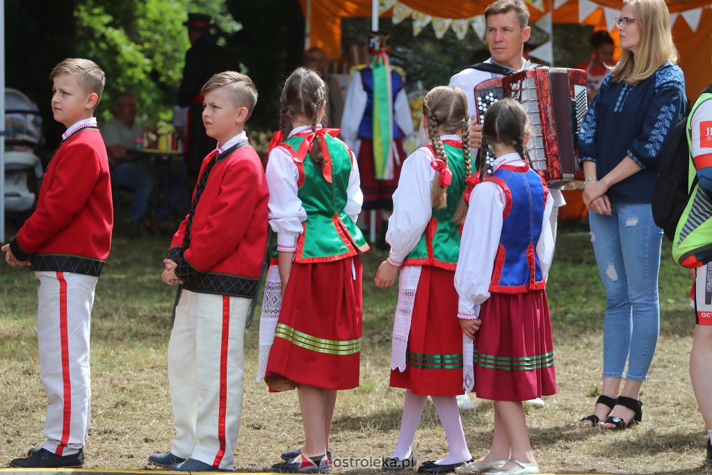 Święto Folkloru Kurpiowskiego w Brodowych Łąkach [10.07.2022] - zdjęcie #118 - eOstroleka.pl