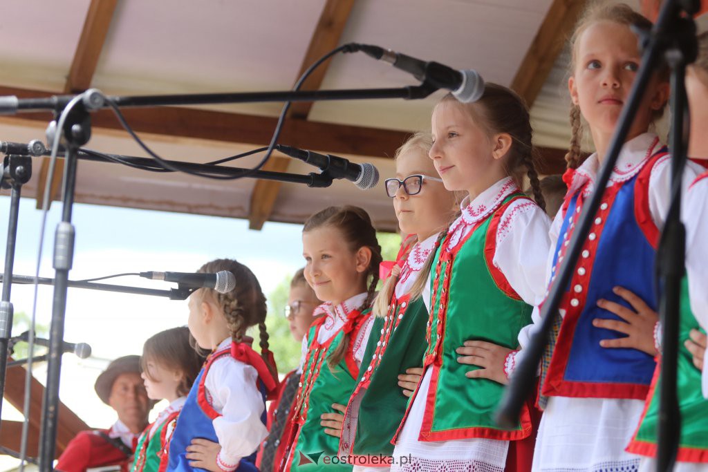 Święto Folkloru Kurpiowskiego w Brodowych Łąkach [10.07.2022] - zdjęcie #32 - eOstroleka.pl