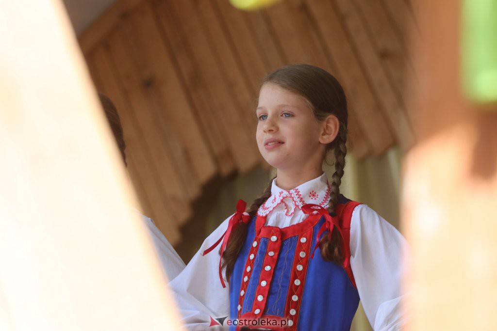 Święto Folkloru Kurpiowskiego w Brodowych Łąkach [10.07.2022] - zdjęcie #25 - eOstroleka.pl