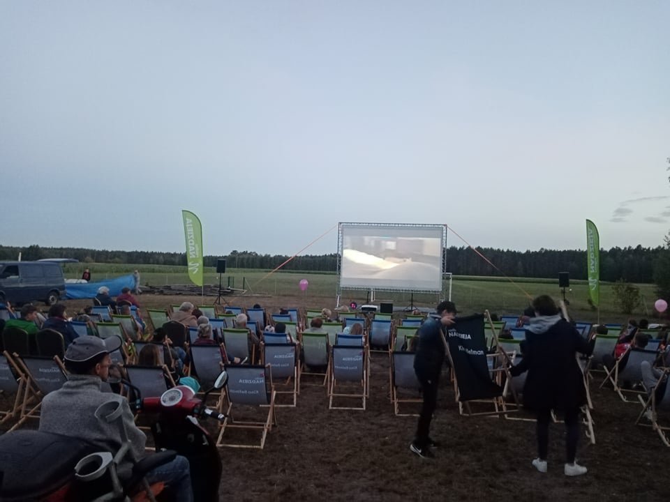 Piknik rodzinny i Letnie Kino Plenerowe z KGW Żebry-Wierzchlas [15.07.2022] - zdjęcie #2 - eOstroleka.pl