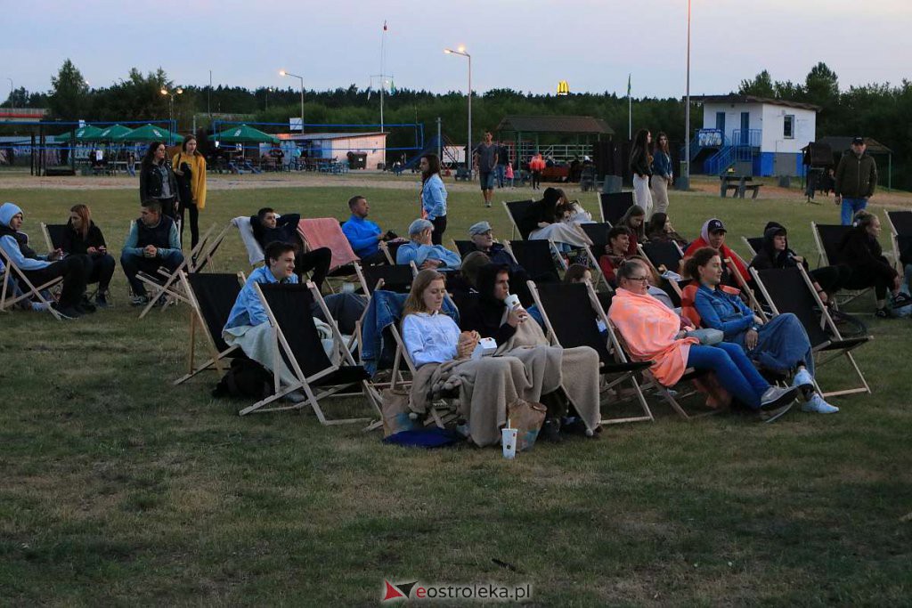 Letnie kino plenerowe na plaży w Ostrołęce [15.07.2022] - zdjęcie #1 - eOstroleka.pl