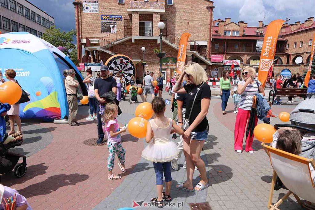 Lato z Radiem w Ostrołęce. W centrum miasta trwa piknik familijny [16.07.2022] - zdjęcie #16 - eOstroleka.pl