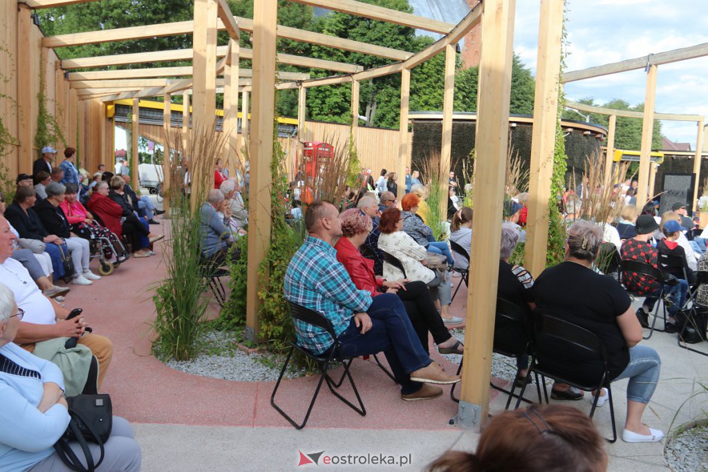 Koncert Drogi na Ostrołękę w tężni w Rzekuniu [17.07.2022] - zdjęcie #33 - eOstroleka.pl