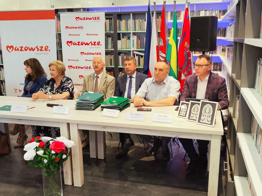 Ponad pół miliona złotych dofinansowania na trzy kadzidlańskie inwestycje [18.07.2022] - zdjęcie #10 - eOstroleka.pl