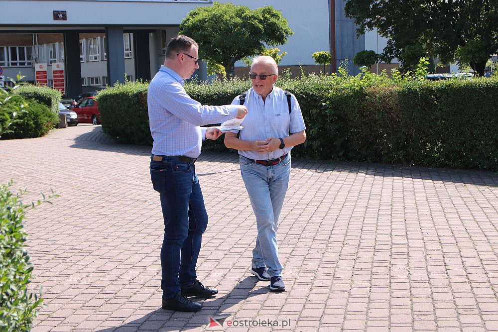 MazoPiknik w Ostrołęce. Organizatorzy wręczają zaproszenia [20.07.2021] - zdjęcie #3 - eOstroleka.pl