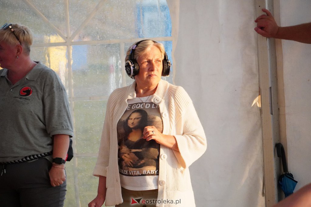 Silent disco. Cicha dyskoteka na zakończenie MazoPikniku w Ostrołęce [23.07.2022] - zdjęcie #54 - eOstroleka.pl