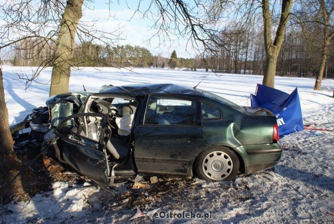 Śmiertelny wypadek w Siarczej Łące (06.03.2011) - zdjęcie #2 - eOstroleka.pl