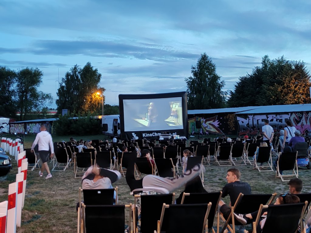 Kino letnie w Ostrołęce [30.07.2022] - zdjęcie #6 - eOstroleka.pl
