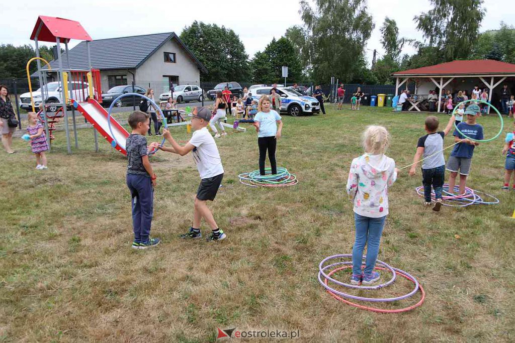 Rodzinny festyn W połowie lata w Szwendrowym Moście [30.07.2022] - zdjęcie #15 - eOstroleka.pl