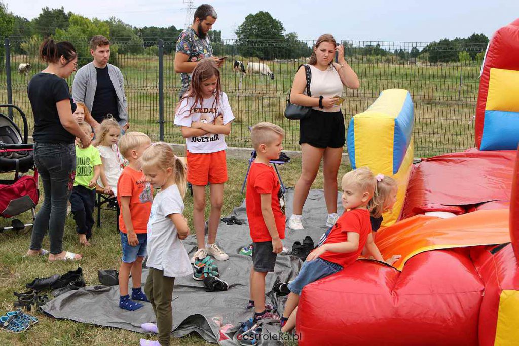 Rodzinny festyn W połowie lata w Szwendrowym Moście [30.07.2022] - zdjęcie #10 - eOstroleka.pl