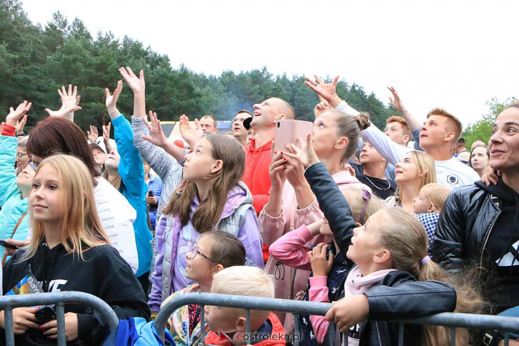 Bayera, Mamzel i inni na koncertowej części odpustu św. Anny w Kamiance [31.07.2022] - zdjęcie #1 - eOstroleka.pl