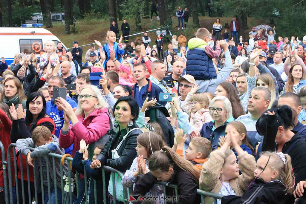 Bayera, Mamzel i inni na koncertowej części odpustu św. Anny w Kamiance [31.07.2022] - zdjęcie #77 - eOstroleka.pl