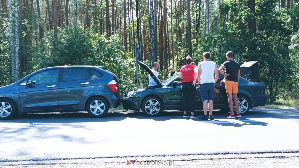 Zderzenie trzech aut na DK 53 [01.08.2022] - zdjęcie #10 - eOstroleka.pl
