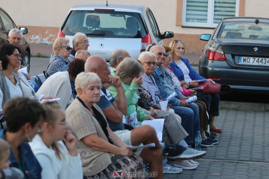 Powstańcze śpiewanie w Ostrołęce [01.08.2022] - zdjęcie #116 - eOstroleka.pl